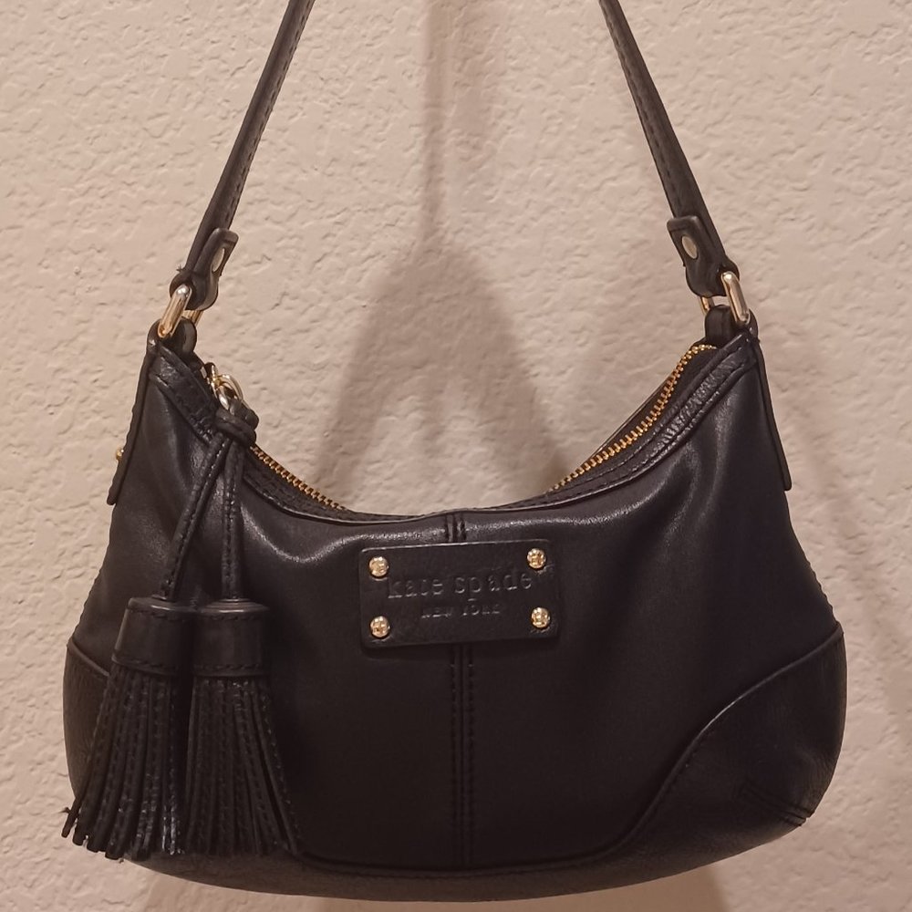 Kate Spade Tina Brooklyn Heights Black Leather Small Hobo Shoulder Tassel Purse.
